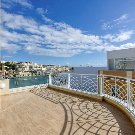 Penthouse, Seaview, Beautiful 2br 4 Daire Marsaskala