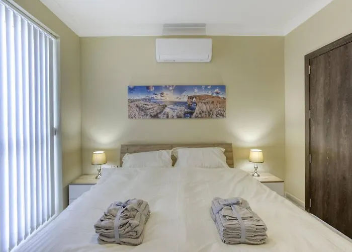 Penthouse, Seaview, Beautiful 2br 4 Appartement