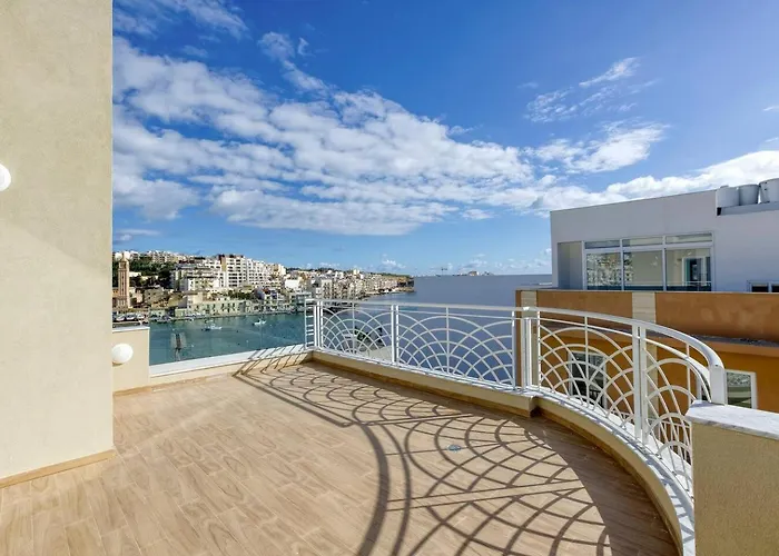 Penthouse, Seaview, Beautiful 2br 4 Appartement Marsaskala