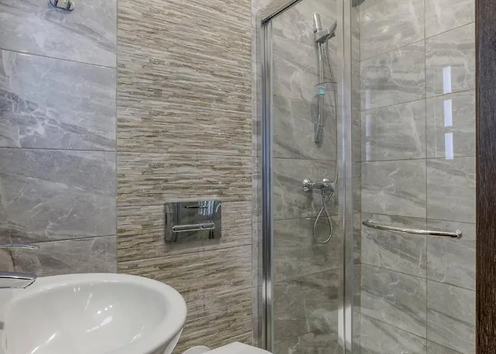 Penthouse, Seaview, Beautiful 2br 4 Appartement